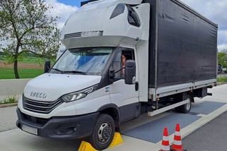 Typická česká úřední klička nahrává novému hazardu na našich silnicích. Odhalení není jednoduché - Garáž.cz